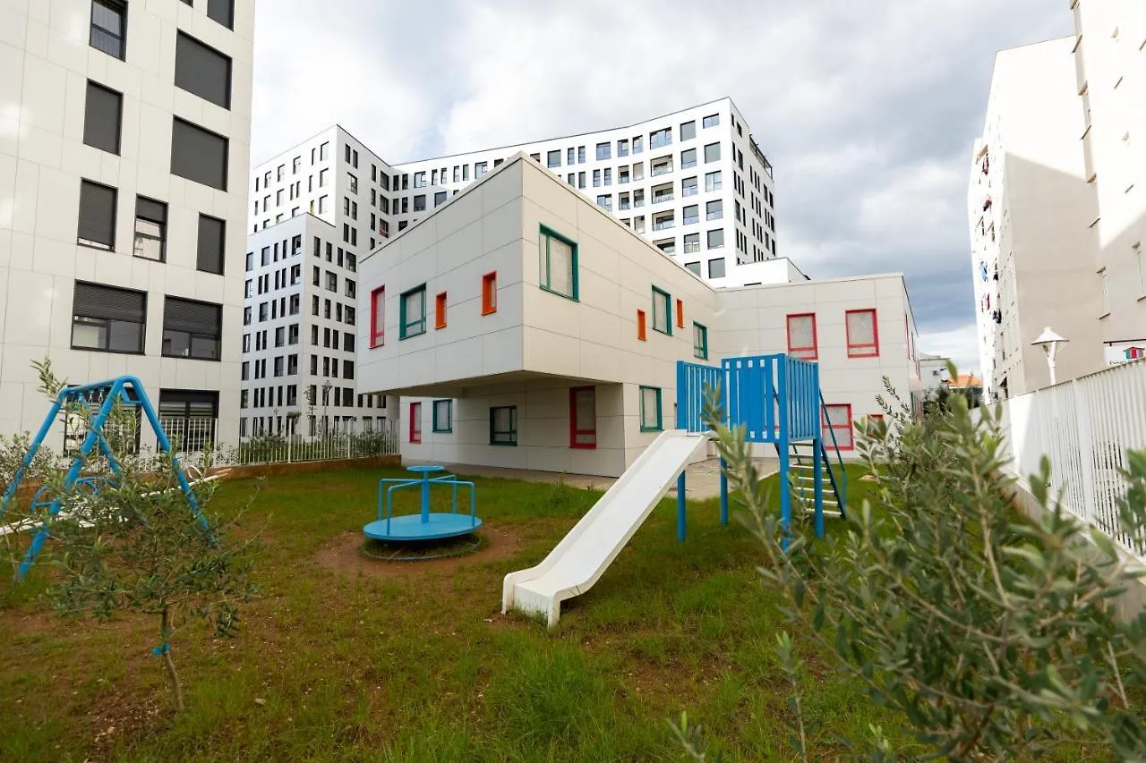 Tirana Contact Apartment Albania