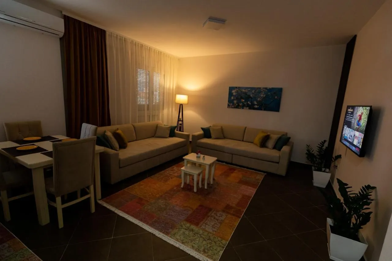 Tirana Contact Apartment Albania